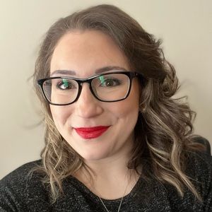 Meet your Posher, Meagan